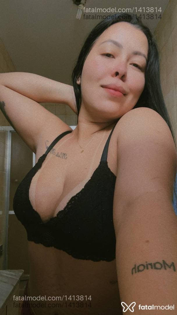 Acompanhante mulher morena (o) de olhos castanhos em Três Corações - Babi Soares