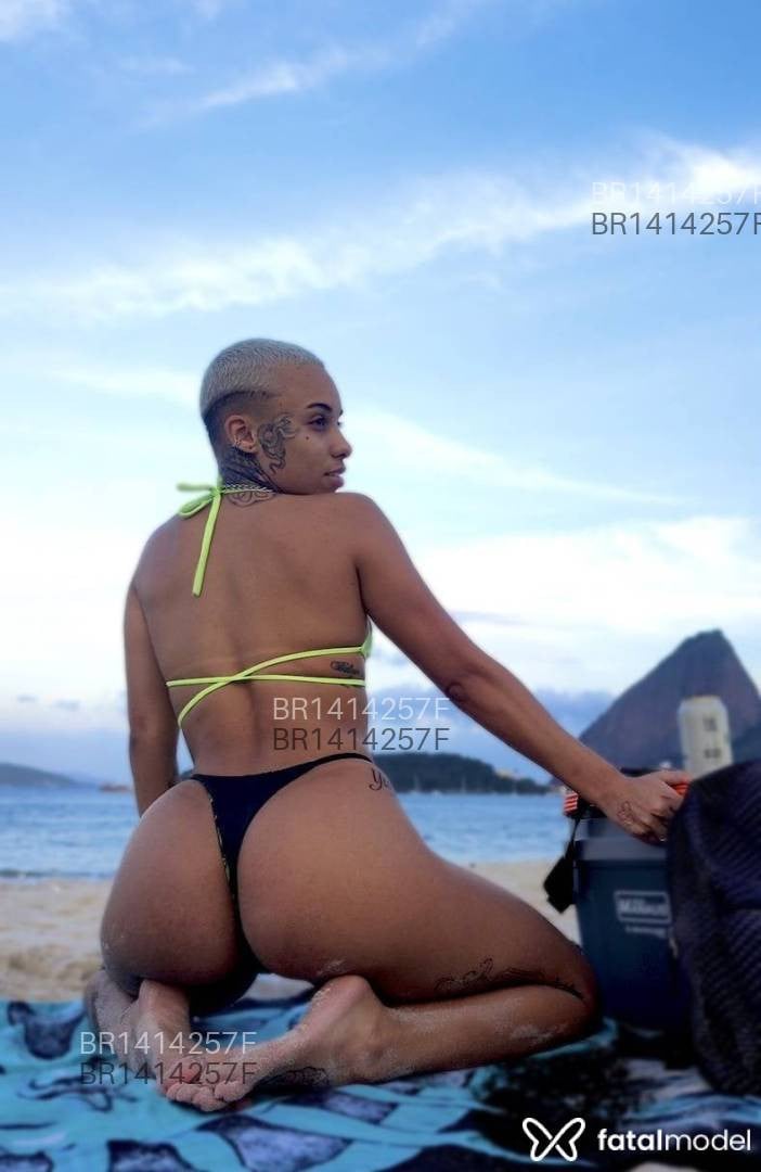 Acompanhante mulher loira (o) de olhos castanhos em São Paulo - Eduarda Olivier