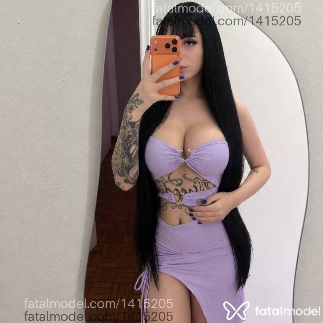 Acompanhante mulher trans morena (o) de olhos castanhos - Gabriella Souza