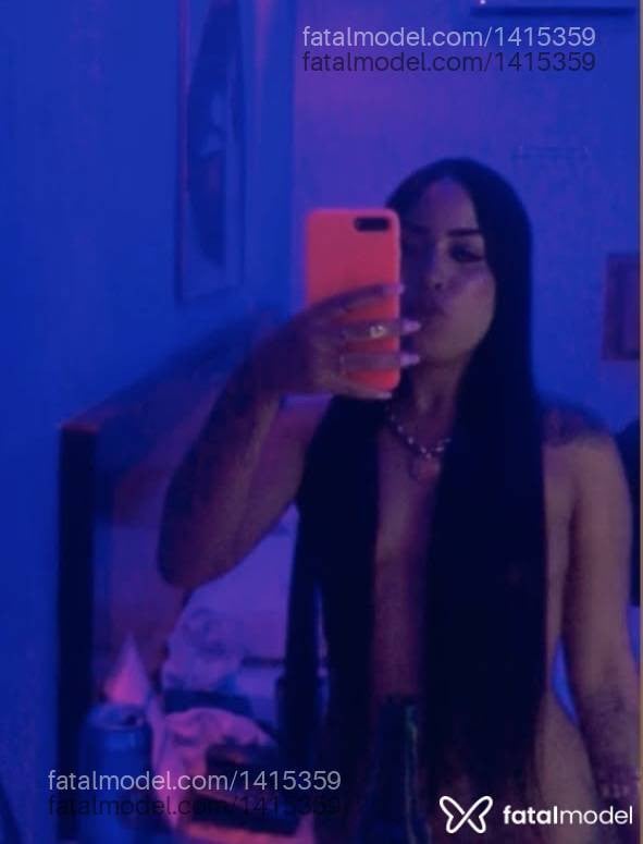 Acompanhante mulher morena (o) de olhos mel - Esther