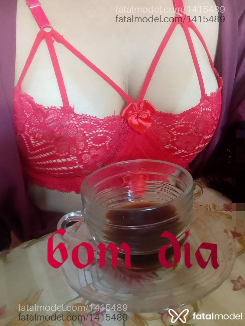 Acompanhante mulher loira (o) de olhos castanhos em Teófilo Otoni - Brenda Guimarães