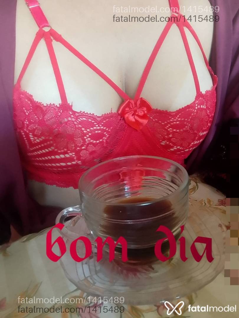 Acompanhante mulher loira (o) de olhos castanhos - Brenda Guimarães