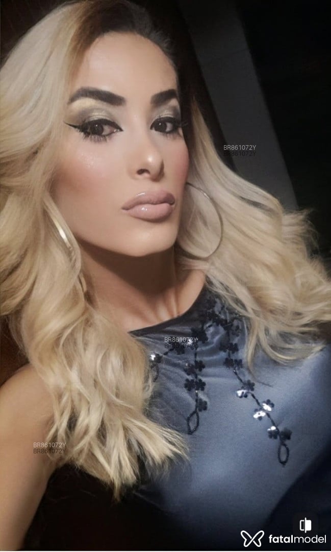 Acompanhante mulher trans loira (o) de olhos castanhos em Rio de Janeiro - Angel