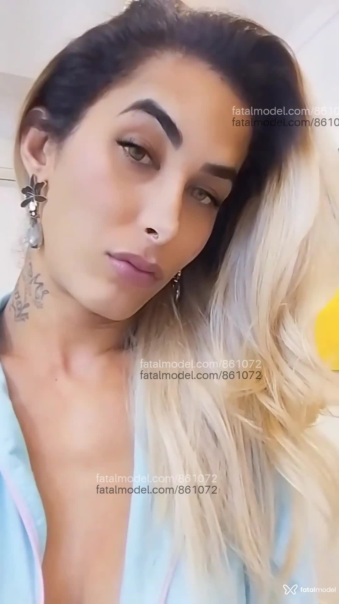 Acompanhante mulher trans loira (o) de olhos castanhos em Rio de Janeiro - Angel