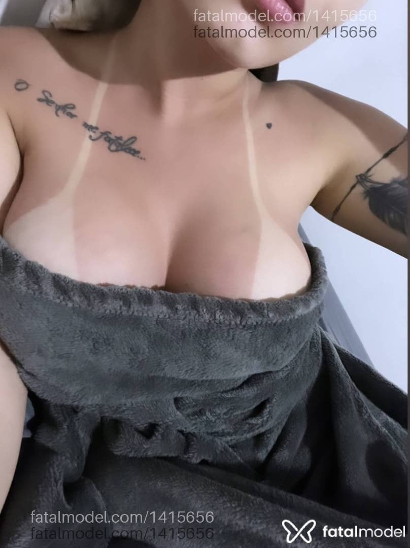 Acompanhante mulher com cabelo castanho de olhos castanhos em Rio Verde - Bella