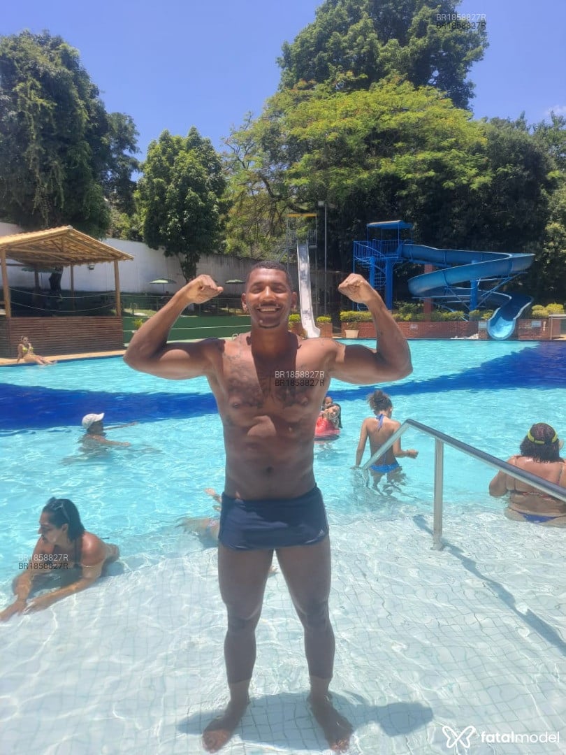 Acompanhante homem morena (o) de olhos castanhos em Belo Horizonte - Paulo lucas