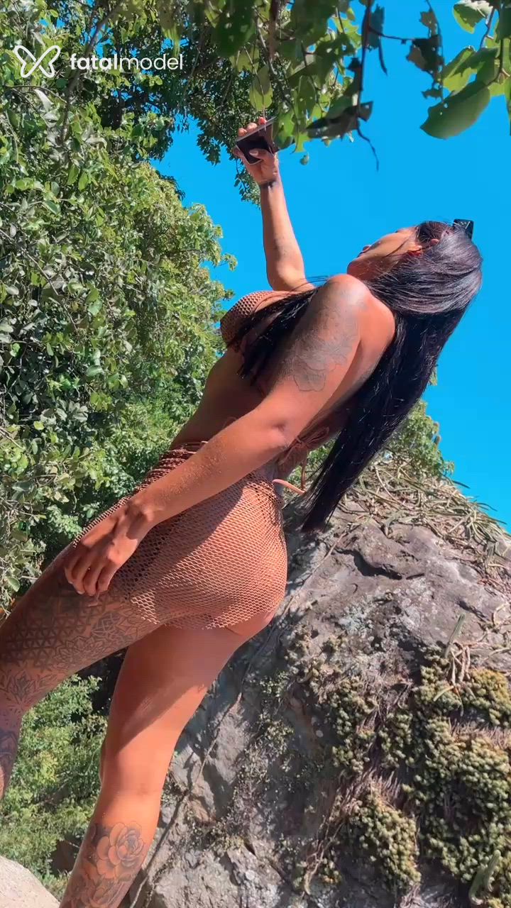 Acompanhante mulher com cabelo castanho de olhos castanhos - Rebeca