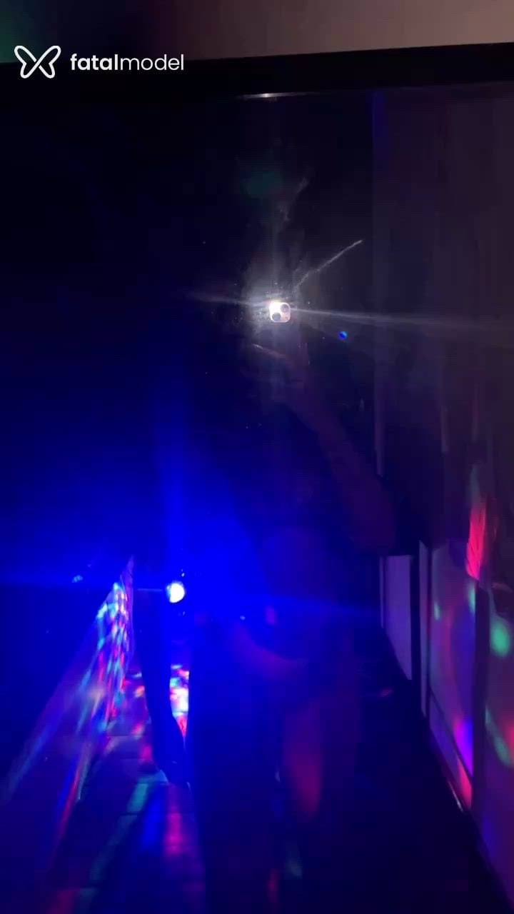 Acompanhante mulher com cabelo castanho de olhos castanhos - Rebeca