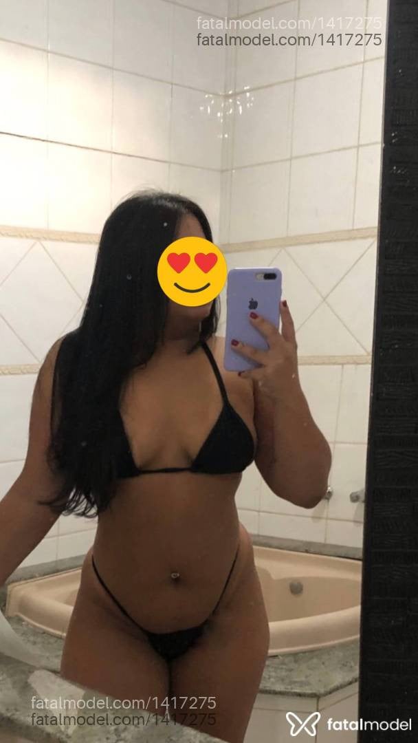 Acompanhante mulher com cabelo castanho de olhos castanhos - Thainá Morena