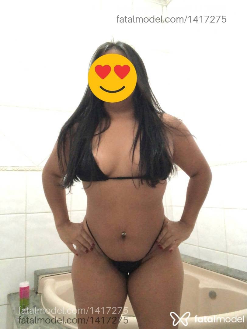 Acompanhante mulher com cabelo castanho de olhos castanhos - Thainá Morena