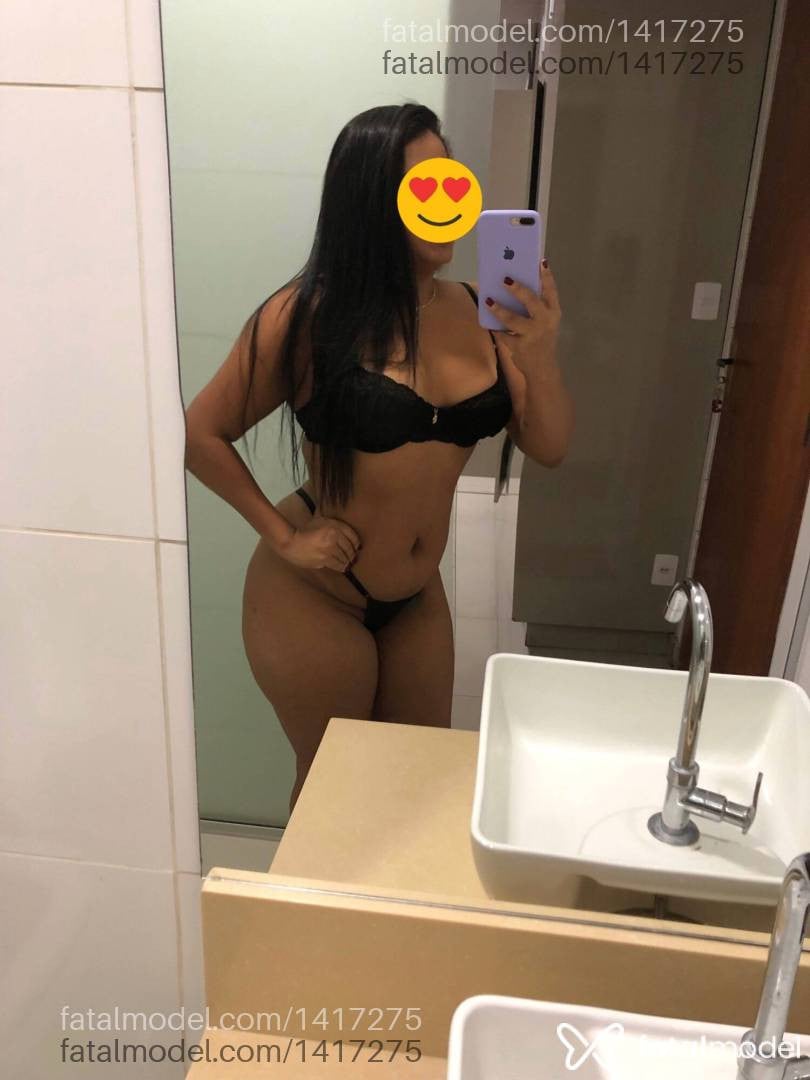 Acompanhante mulher com cabelo castanho de olhos castanhos em Passos - Thainá Morena