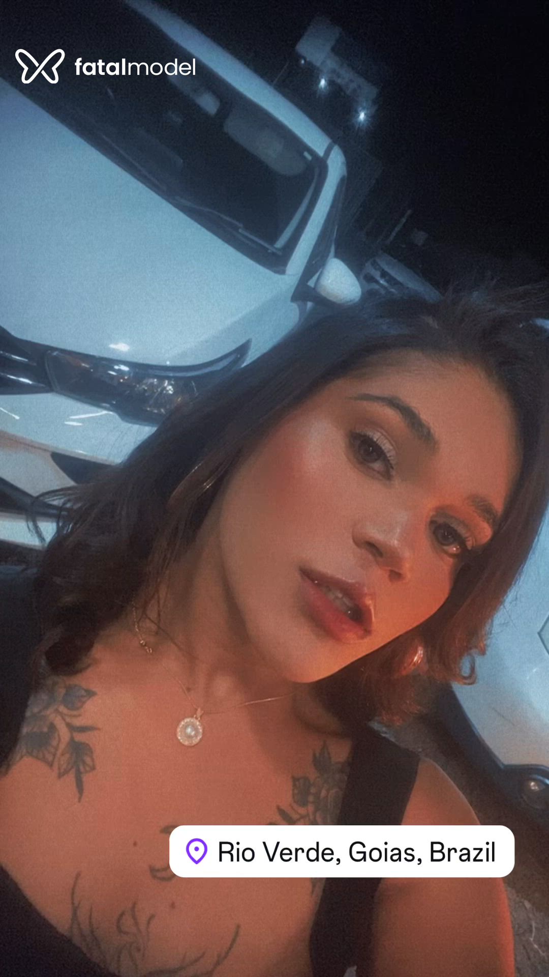 Acompanhante mulher trans com cabelo castanho de olhos castanhos em Rio Verde Acompanhante mulher trans com cabelo castanho de olhos castanhos em Rio Verde - Júllia Mell