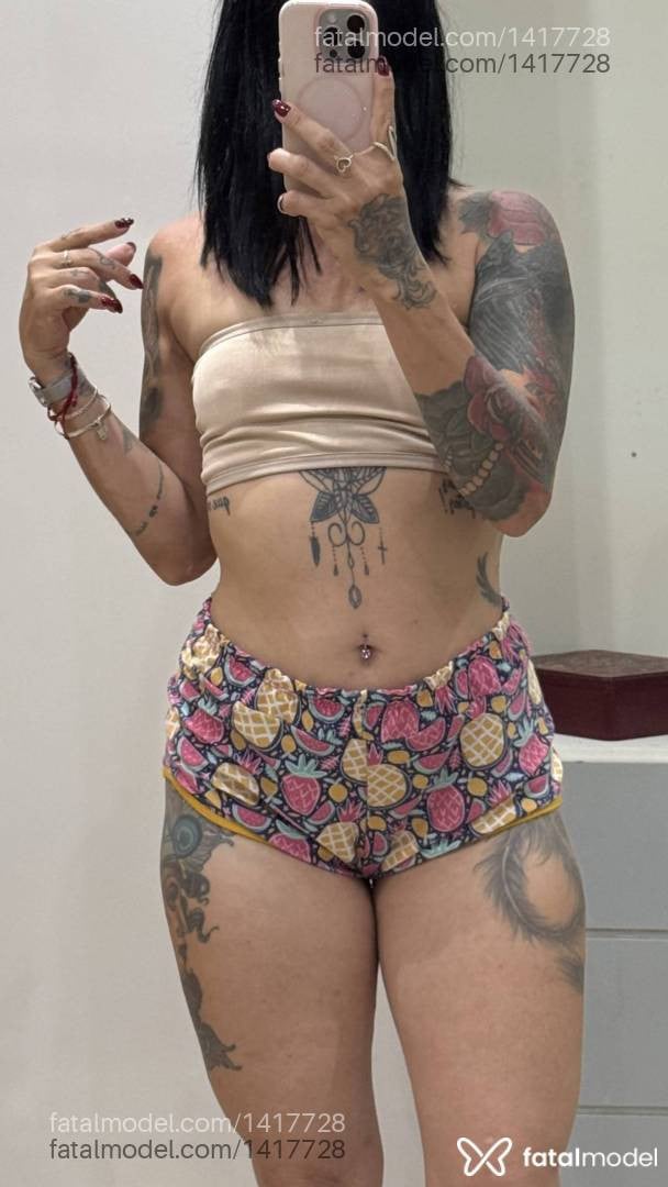 Acompanhante mulher com cabelo castanho de olhos castanhos - Alexia Boklove
