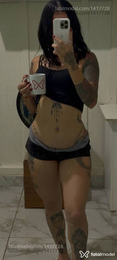 Acompanhante mulher com cabelo castanho de olhos castanhos - Alexia Boklove