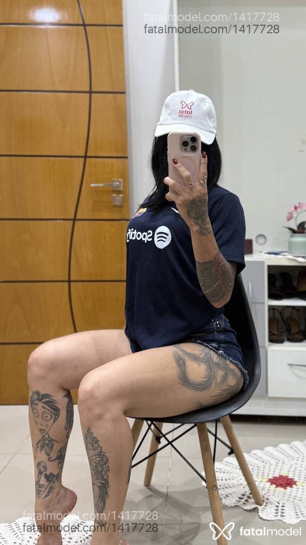 Acompanhante mulher com cabelo castanho de olhos castanhos - Alexia Boklove