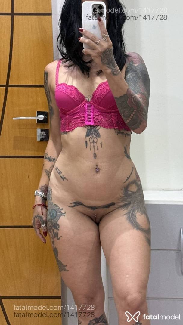Acompanhante mulher com cabelo castanho de olhos castanhos - Alexia Boklove