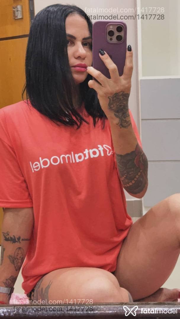 Acompanhante mulher com cabelo castanho de olhos castanhos - Alexia Boklove