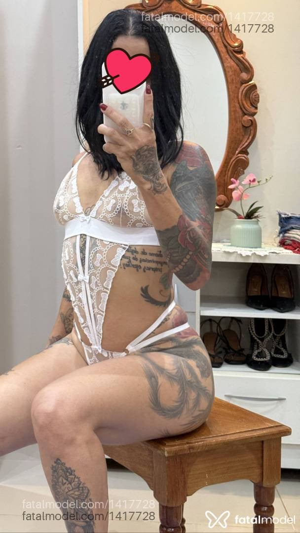 Acompanhante mulher com cabelo castanho de olhos castanhos - Alexia Boklove Acompanhante mulher com cabelo castanho de olhos castanhos - Alexia Boklove