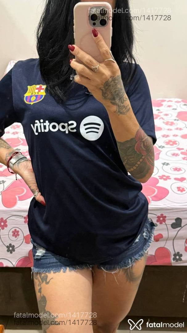 Acompanhante mulher com cabelo castanho de olhos castanhos - Alexia Boklove Acompanhante mulher com cabelo castanho de olhos castanhos - Alexia Boklove