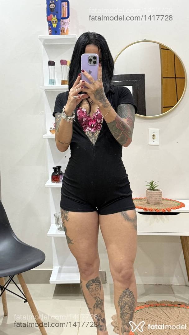Acompanhante mulher com cabelo castanho de olhos castanhos em Cacoal - Alexia Boklove