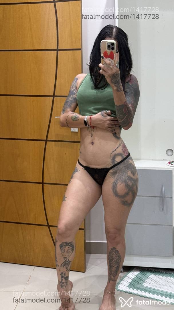 Acompanhante mulher com cabelo castanho de olhos castanhos - Alexia Boklove