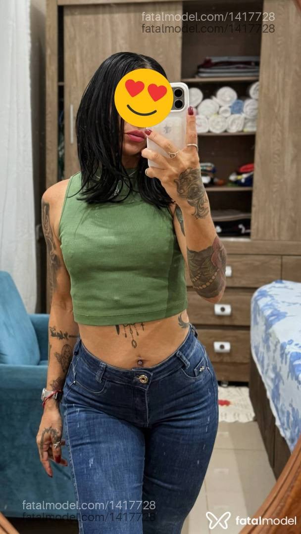 Acompanhante mulher com cabelo castanho de olhos castanhos - Alexia Boklove Acompanhante mulher com cabelo castanho de olhos castanhos - Alexia Boklove