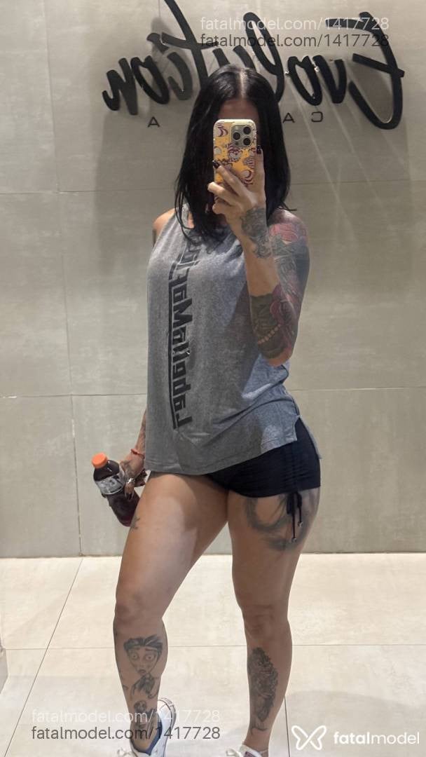 Acompanhante mulher com cabelo castanho de olhos castanhos - Alexia Boklove