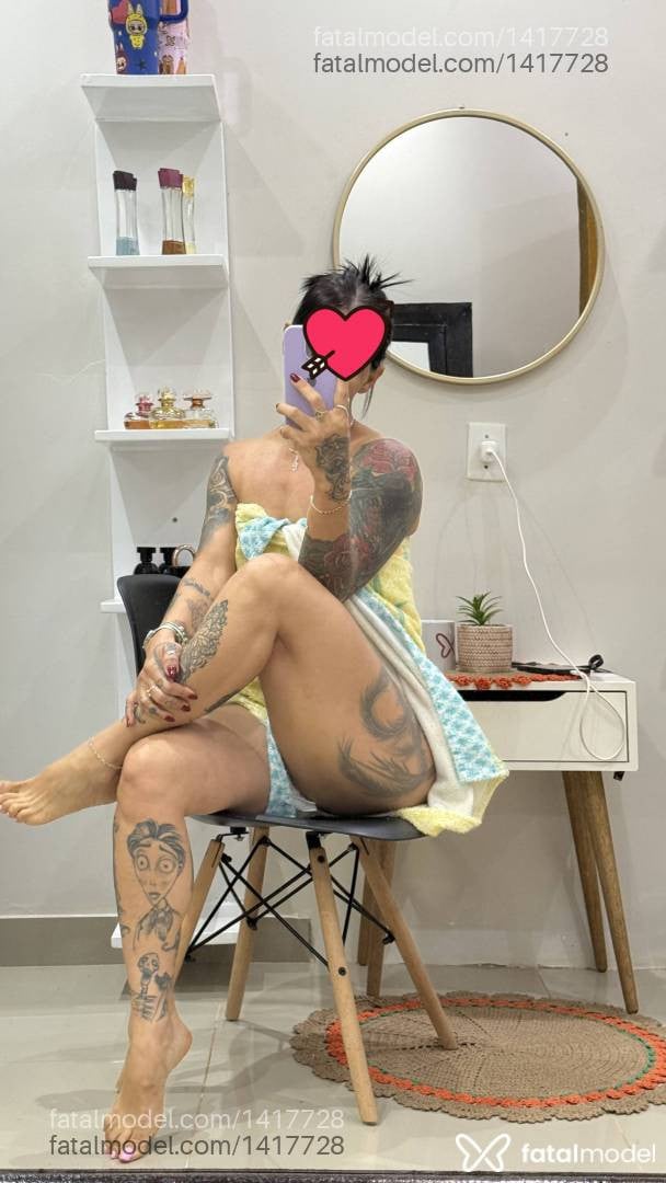 Acompanhante mulher com cabelo castanho de olhos castanhos em Cacoal - Alexia Boklove
