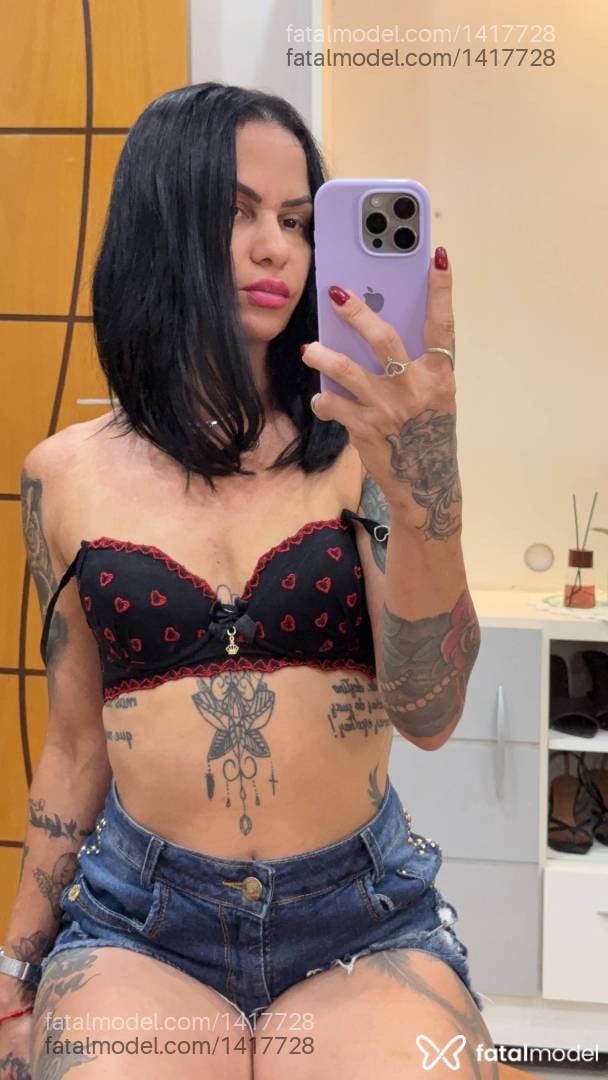 Acompanhante mulher com cabelo castanho de olhos castanhos - Alexia Boklove