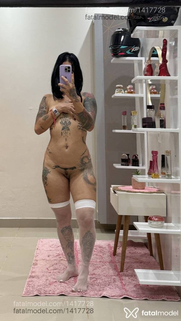 Acompanhante mulher com cabelo castanho de olhos castanhos em Cacoal - Alexia Boklove