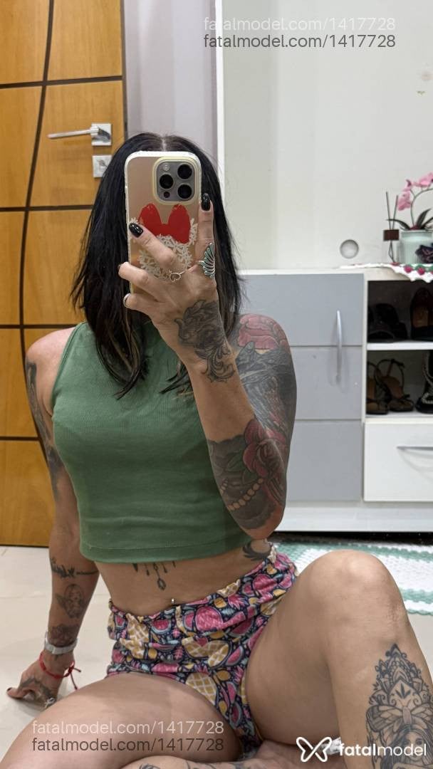 Acompanhante mulher com cabelo castanho de olhos castanhos - Alexia Boklove
