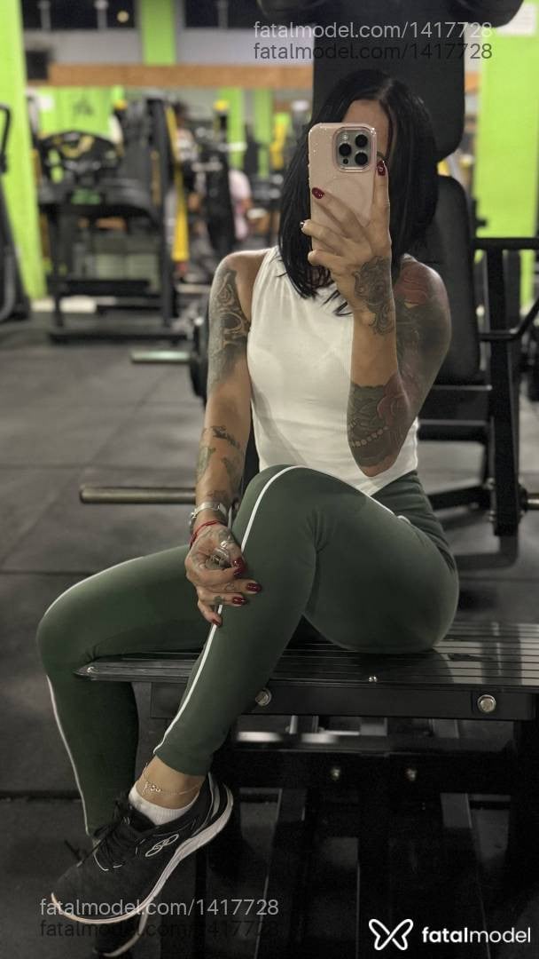 Acompanhante mulher com cabelo castanho de olhos castanhos - Alexia Boklove