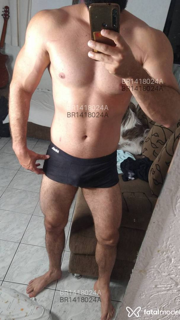Acompanhante homem com cabelo castanho de olhos castanhos em Joinville - Fernando