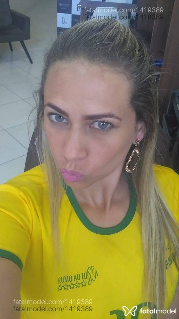 Acompanhante mulher loira (o) de olhos azuis em Barra Mansa - Juliana Ribeiro