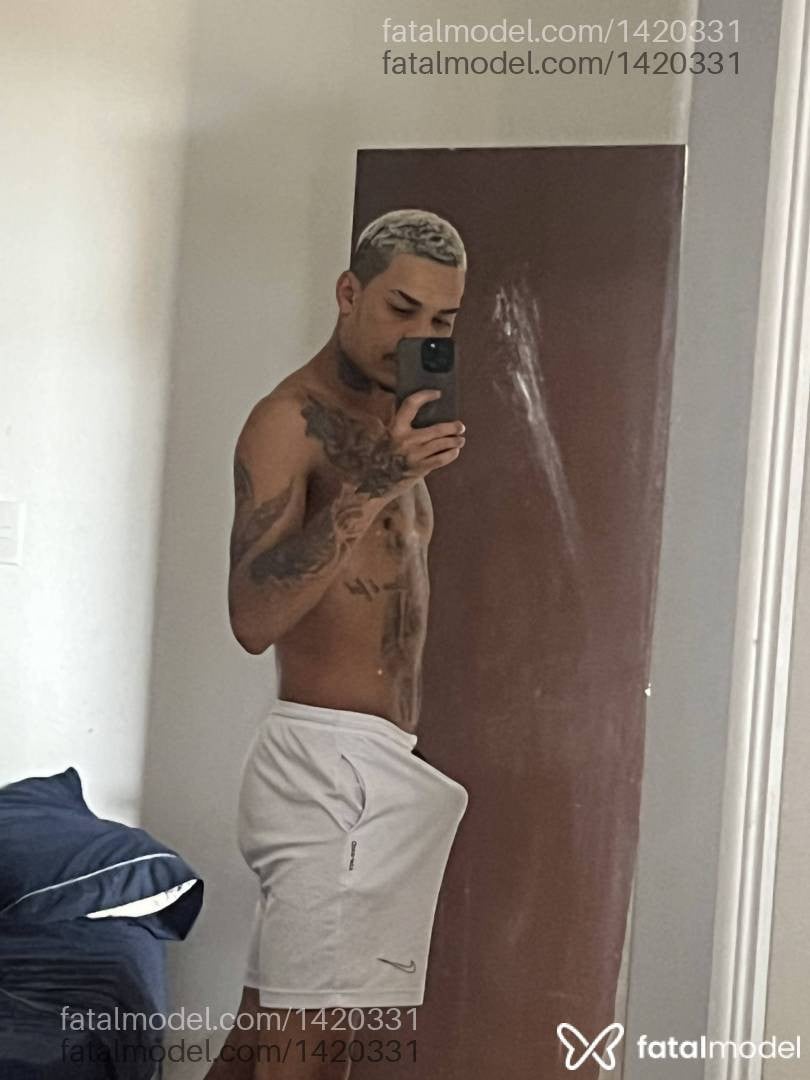 Acompanhante homem morena (o) de olhos castanhos - Alex Sampaio