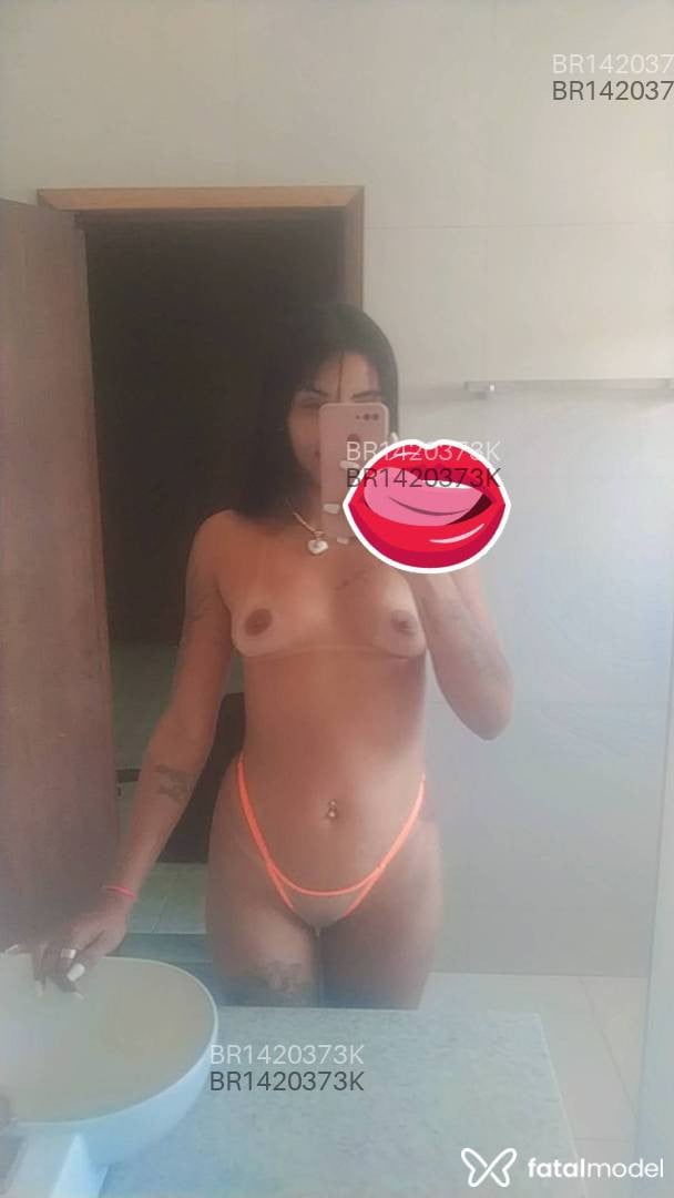 Acompanhante mulher morena (o) de olhos castanhos em Assis Acompanhante mulher morena (o) de olhos castanhos em Assis - Nairobe
