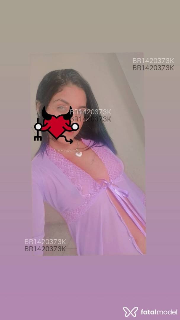 Acompanhante mulher morena (o) de olhos castanhos em Assis Acompanhante mulher morena (o) de olhos castanhos em Assis - Nairobe