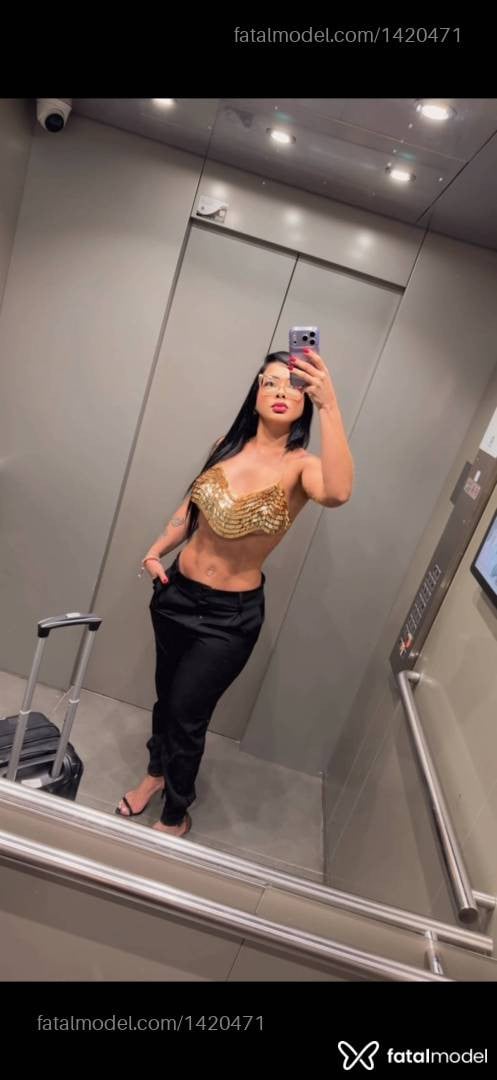 Acompanhante mulher morena (o) de olhos pretos em São Paulo - Lorena