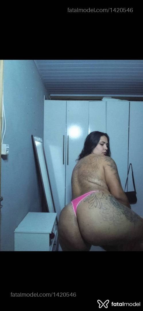 Acompanhante mulher com cabelo castanho de olhos castanhos - Tábata