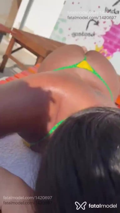 Acompanhante mulher com cabelo castanho de olhos castanhos em Bauru - Beatriz