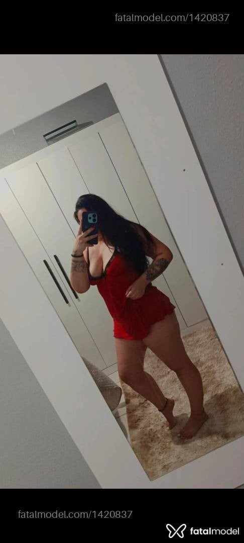 Acompanhante mulher morena (o) de olhos castanhos - Gabriela Acompanhante mulher morena (o) de olhos castanhos - Gabriela