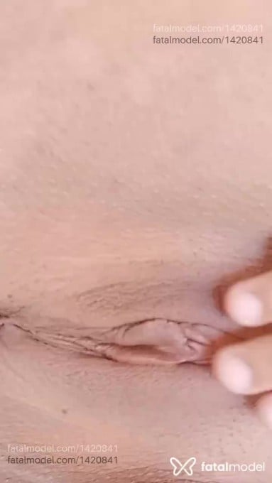 Acompanhante mulher morena (o) de olhos castanhos em Guaíra Acompanhante mulher morena (o) de olhos castanhos em Guaíra - Yasmin
