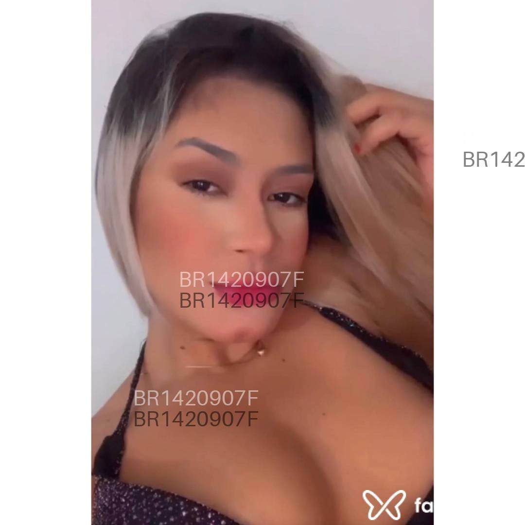 Acompanhante mulher loira (o) de olhos pretos em Araçatuba - Renatta Lopes