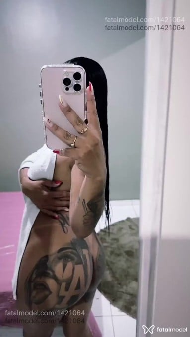 Acompanhante mulher morena (o) de olhos pretos em Arapiraca Acompanhante mulher morena (o) de olhos pretos em Arapiraca - Jéssica Menezes