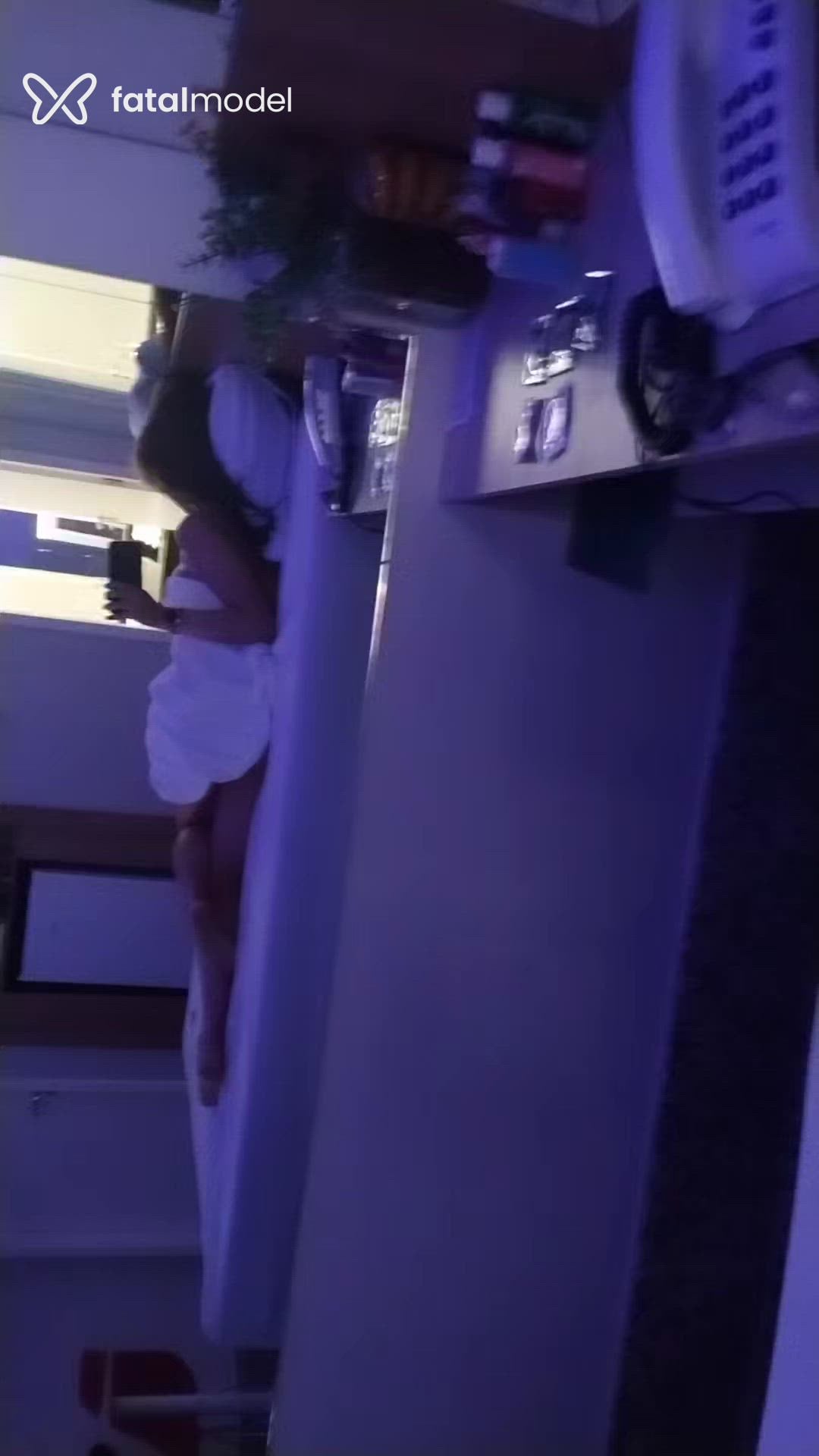 Acompanhante mulher com cabelo castanho de olhos castanhos em Manaus Acompanhante mulher com cabelo castanho de olhos castanhos em Manaus - Safyra Lemos