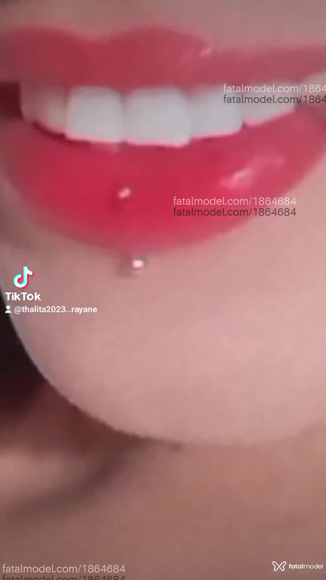 Acompanhante mulher morena (o) de olhos castanhos em Itajaí - Carol Cardoso