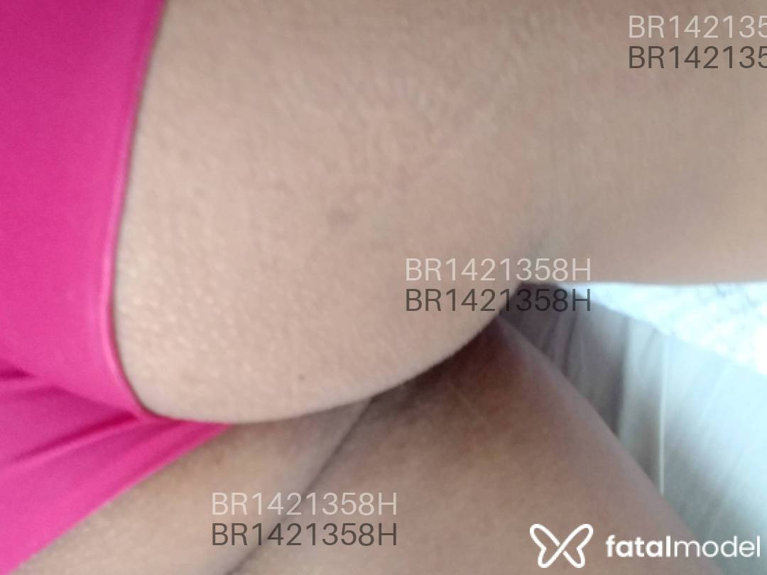 Acompanhante mulher morena (o) de olhos castanhos em Passos - Padilha