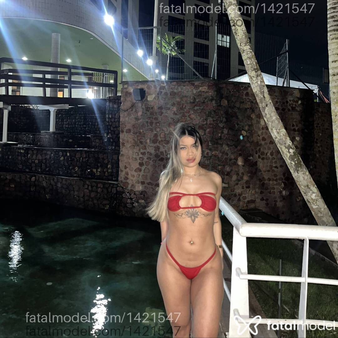Acompanhante mulher loira (o) de olhos castanhos em João Pessoa - Melissa Urach