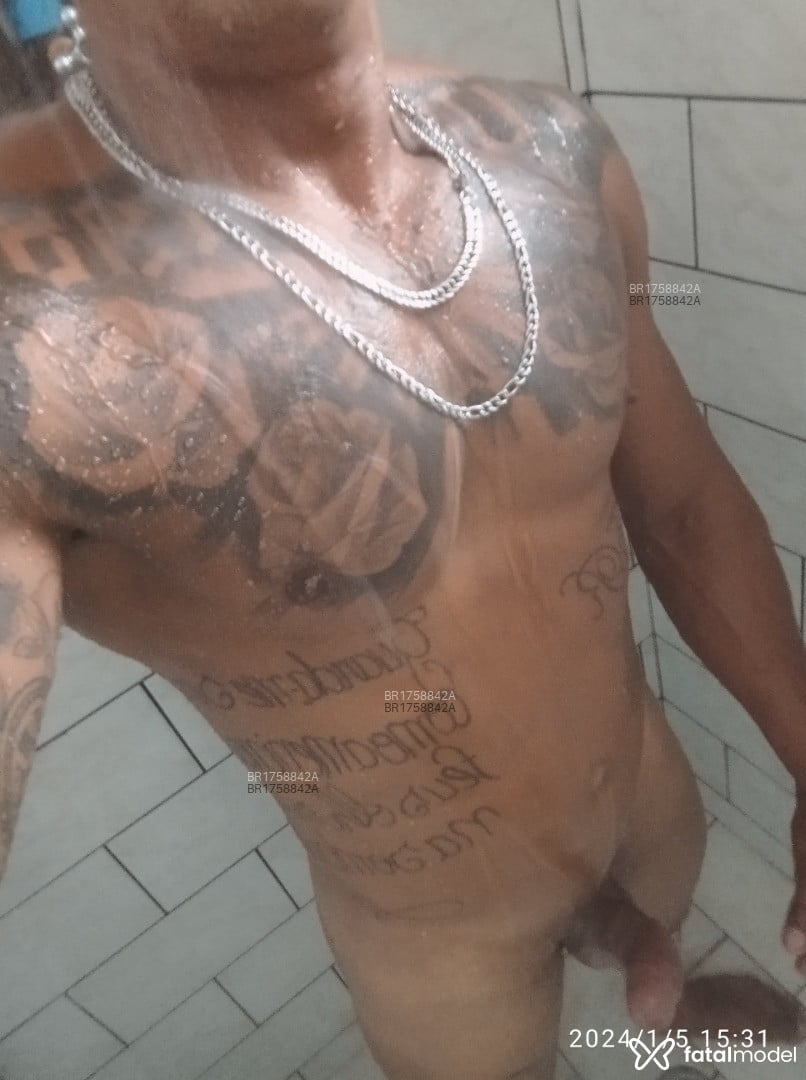 Acompanhante homem morena (o) de olhos castanhos em Ubatuba - Walison Fernandes 