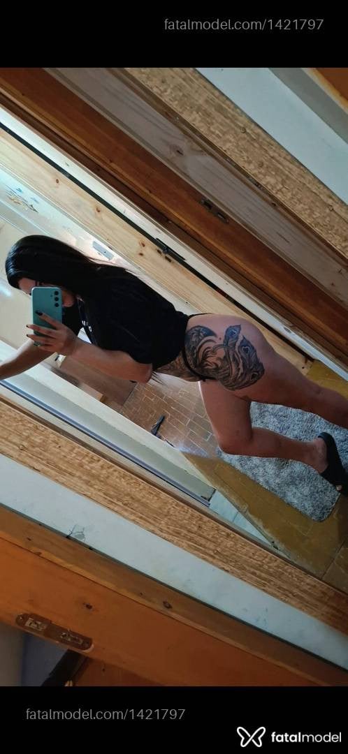 Acompanhante mulher com cabelo castanho de olhos castanhos em Montenegro Acompanhante mulher com cabelo castanho de olhos castanhos em Montenegro - Morena